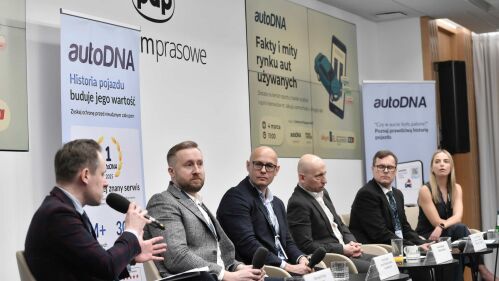 Ekspert: sprzedaż auta używanego z pełną historią pojazdu opłaca się obu stronom transakcji