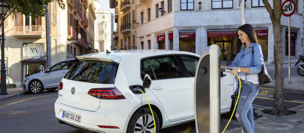 Czy jesteśmy gotowi na elektromobilne jutro?